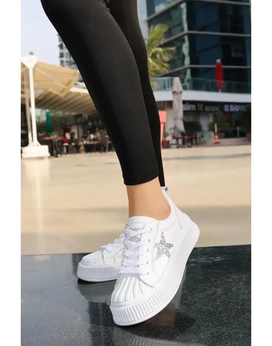 Piata Beyaz Cilt Bağcıklı Spor Ayakkabı