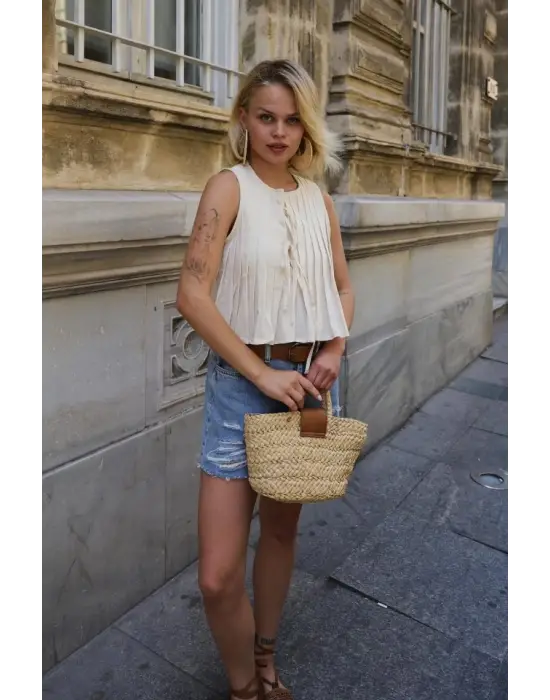 Omarı Fermuar Detaylı Pileli Bluz