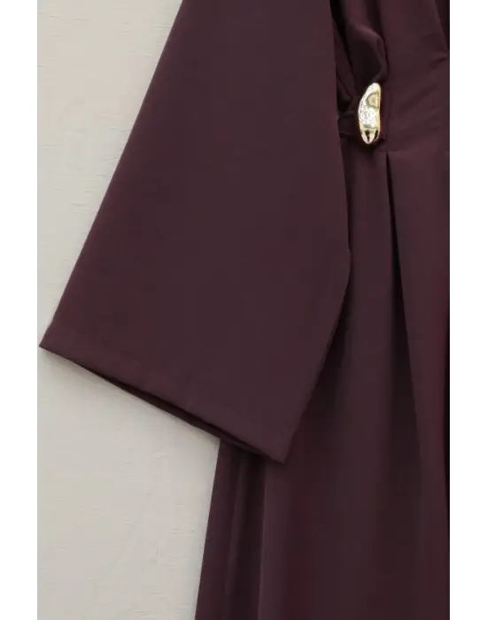 Pileli Beli Kemerli Toka Detaylı Modal Elbise  -Bordo