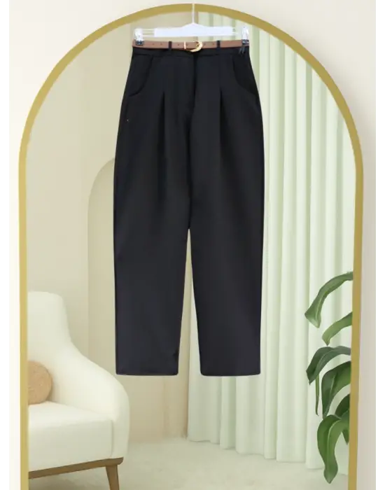 Omarı Siyah Pileli Cepli Bilek Pantolon Modası