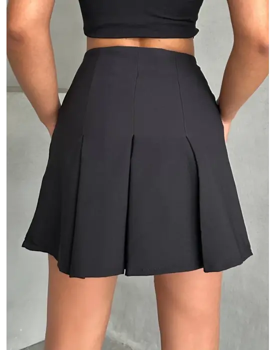 Omarı Şık ve Havalı Pileli Etek Modeli