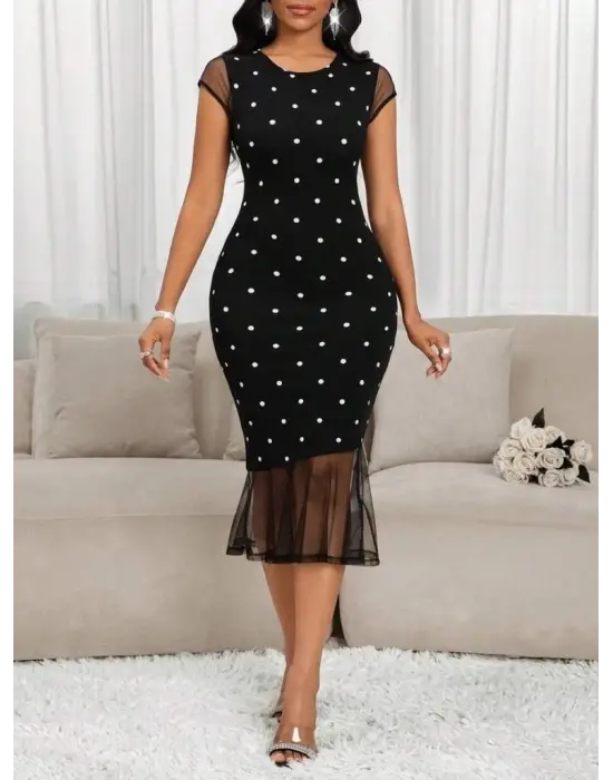 Omarı Kadın Puantiyeli Tül Detaylı Elbise