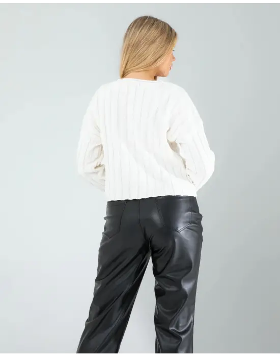 Omarı Yazın Renkli Dokunuşu: Portakal Desen Triko Kazak