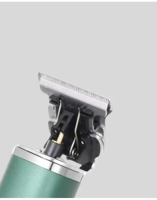 Profesyonel Şarjlı Tıraş Makinesi – 180 Dakika Kullanım, 2.5 Saat Hızlı Şarj, Evrensel Usb Şarj Girişli