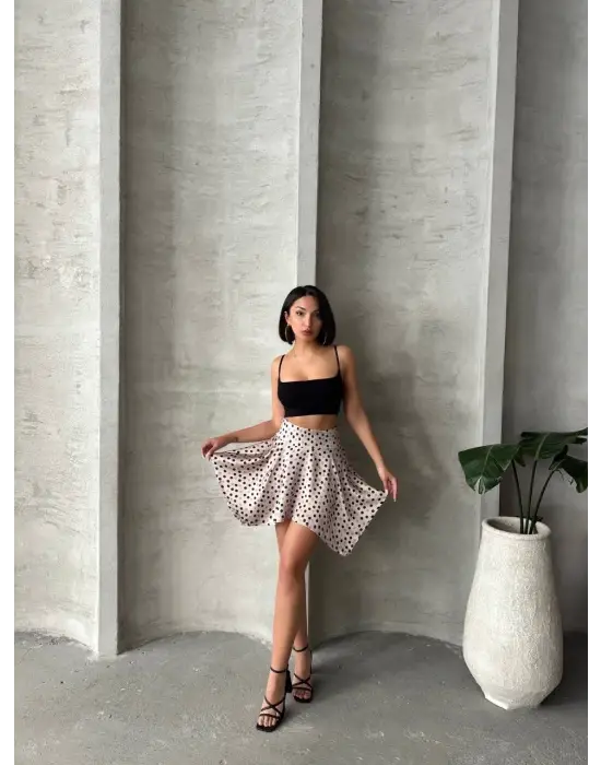 Çarpıcı Puantiyeli Etek