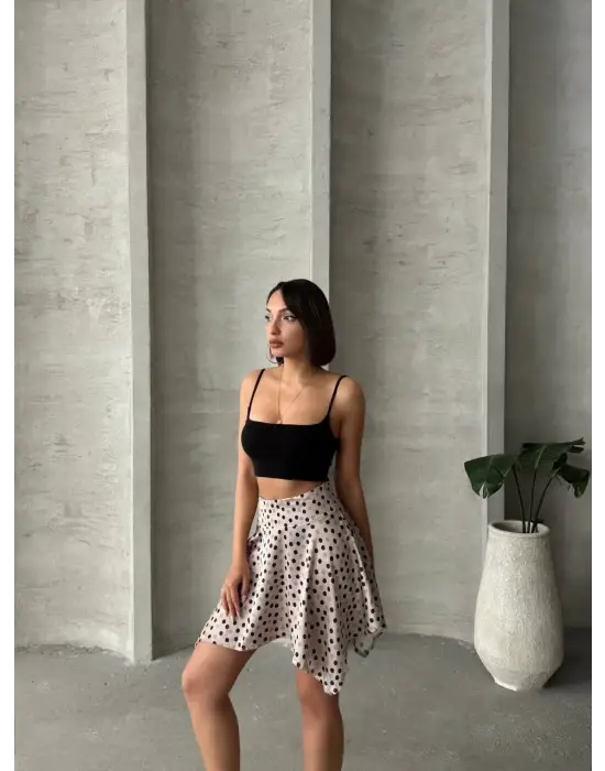 Omarı Zarif Siyah Puantiyeli Etek