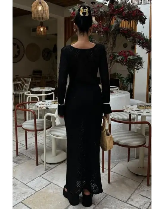 Omarı Zarif Püskül Detaylı V Yaka Elbise