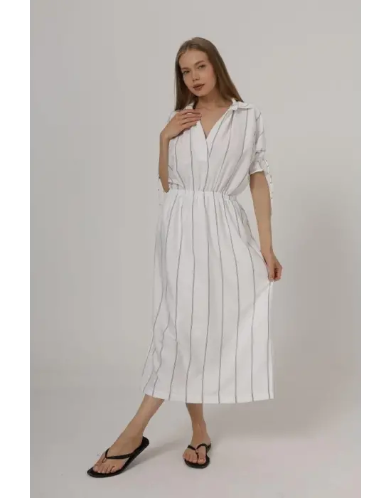 Omarı Zarif Beli Lastikli Beyaz Elbise