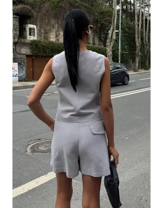 Omarı Şıklığıyla Sizi Büyüleyecek Keten Takım