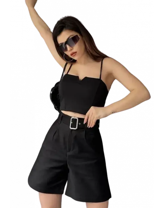 Rahat Kesim Kemerli  Şort -SİYAH