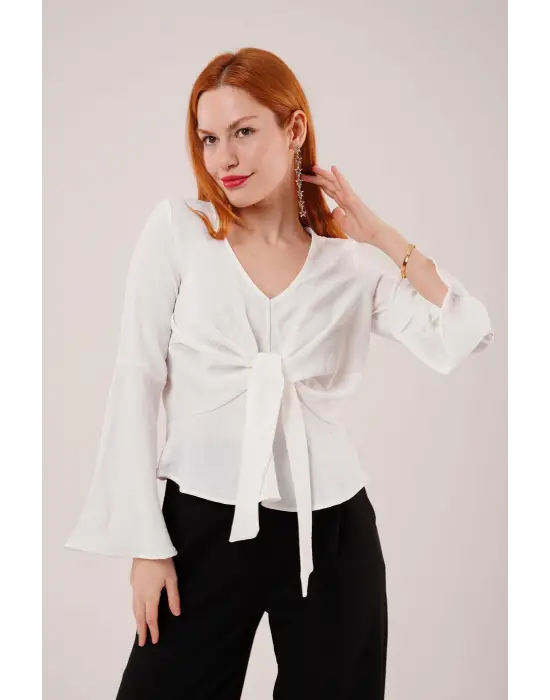 Omarı Ön Bağlamalı Beyaz Bluz