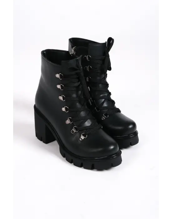 Rahat Tabanlı Bağcıklı Siyah Bayan Bot