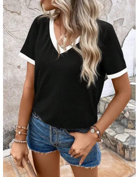 Omarı Sade Şıklıkta Kadın V Yakalı Bluz