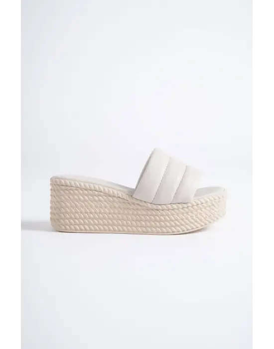 Rahat Dolgu Topuklu Bayan Terlik