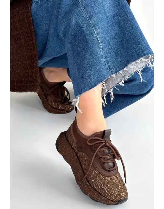 Rimay Kahverengi Cilt Boncuk İşlemeli Spor Ayakkabı