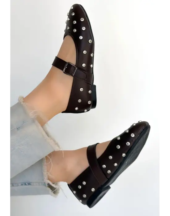   Kahverengi Cilt Kemerli Babet Ayakkabı