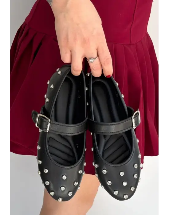 Ritta Siyah Cilt Kemerli Babet Ayakkabı