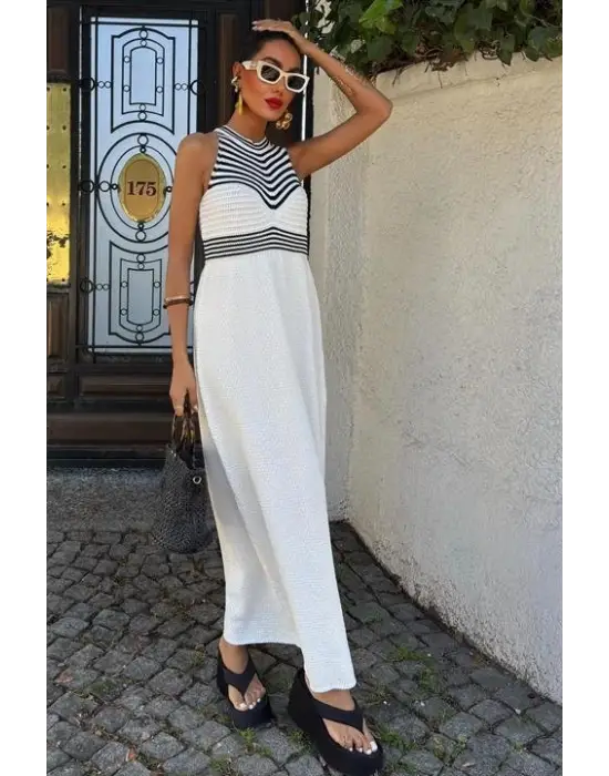 Omarı Çizgili Uzun Triko Elbise