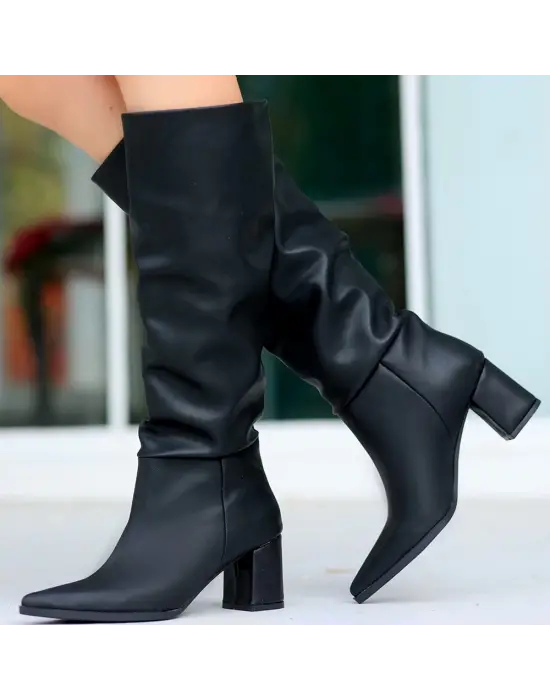 Omarı Siyah Cilt Topuklu Çizme - Şıklığınızı Tamamlayın