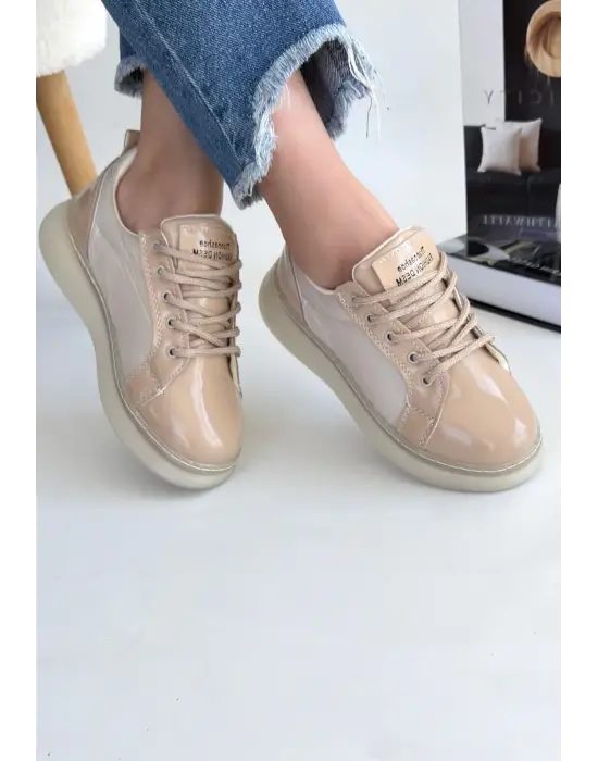 Omarı Rugan Bağcıklı Spor Ayakkabı