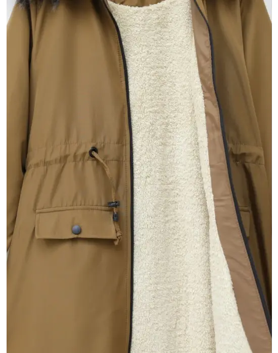 Sabit Kapşonlu İçi Kürklü Bondit Kaban -Taba