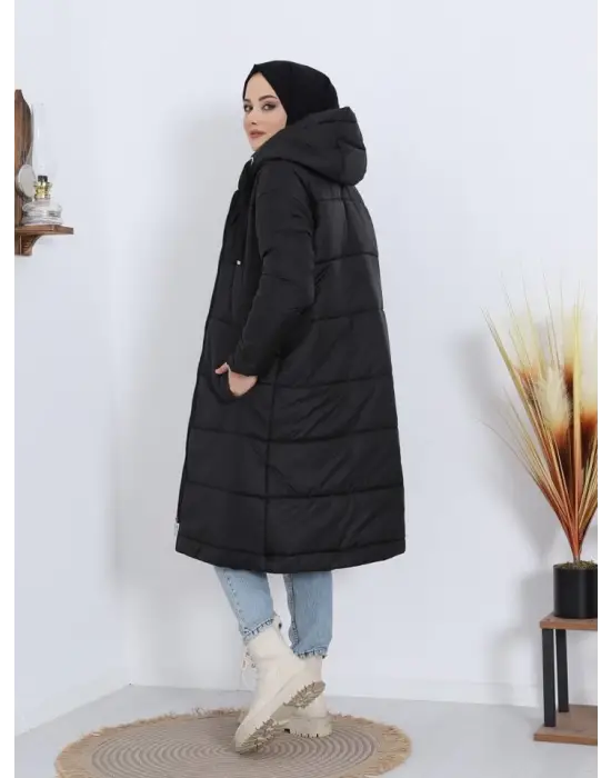 Omarı Uzun Kapşonlu Kuş Gözü Detaylı Kaban -Siyah