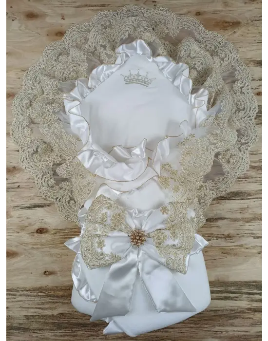 Asil Nakışlı İnci Dantelli Trilüks Bebek Battaniyesi Gold