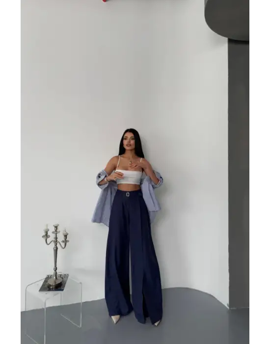 SALAŞ ÖNDEN YIRTMAÇ DETAYLI BEL KEMERLİ PANTOLON - Lacivert