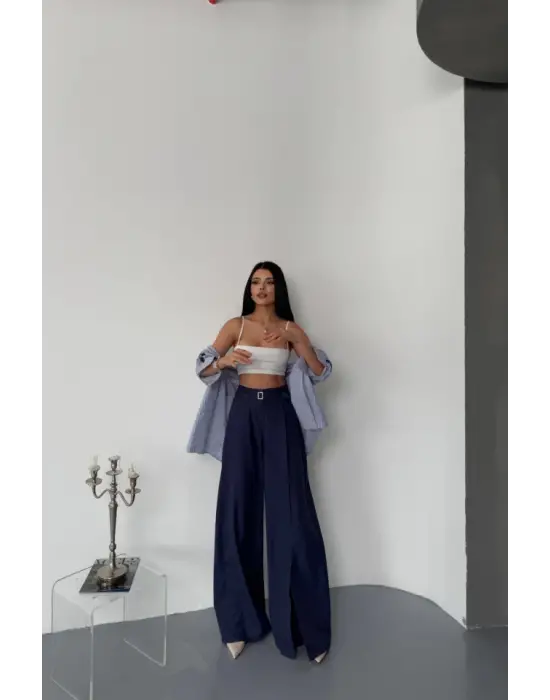 Omarı Önden Yırtmaç Detaylı Bel Kemerli Pantolon - Lacivert