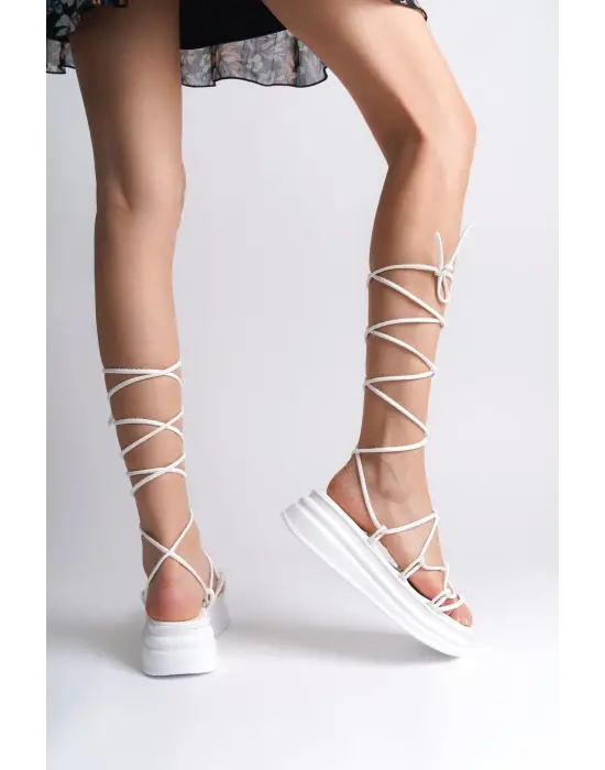 Rahat Bilekten Bağlamalı Bayan Terlik