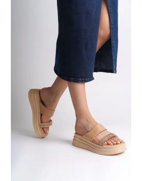 Modern Taşlı Şeritli Rahat Tabanlı Bayan Terlik