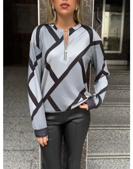 Omarı Desenli Şardonlu Uzun Kollu Kadın Bluz