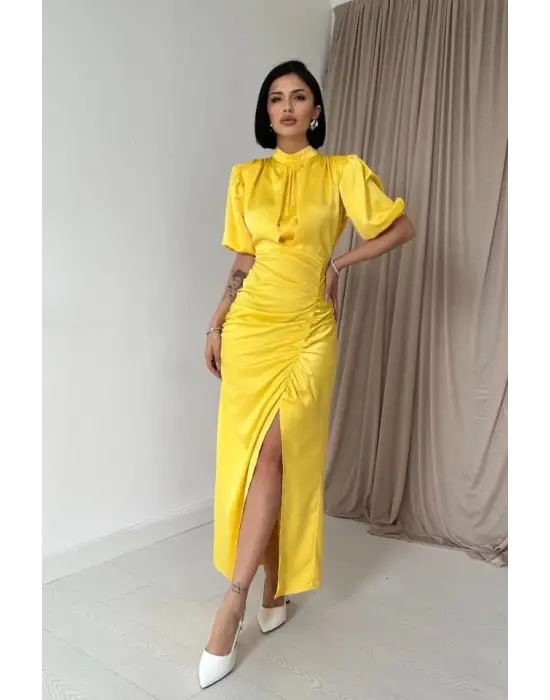 Omarı Zarif Sarı Saten Elbise