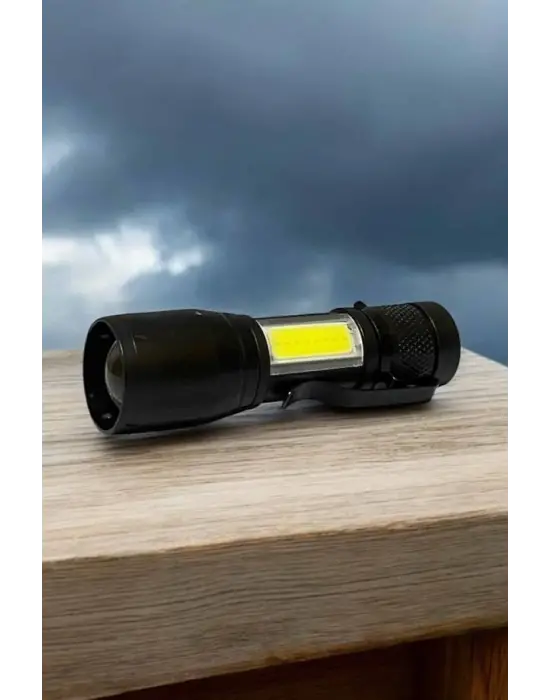 Şarjlı Metal Zoomlu El Feneri Işıldak Led Işık Taşınabilir El Lambası