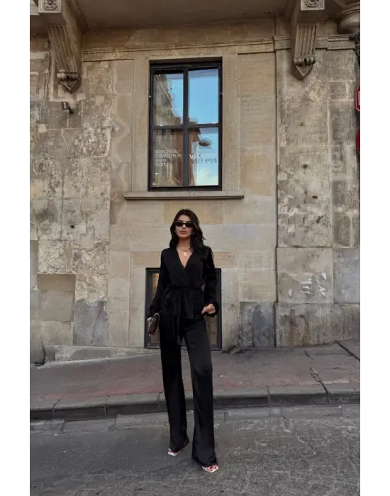 Omarı Kadın Saten Kruvaze Bağlamalı Takım - Siyah