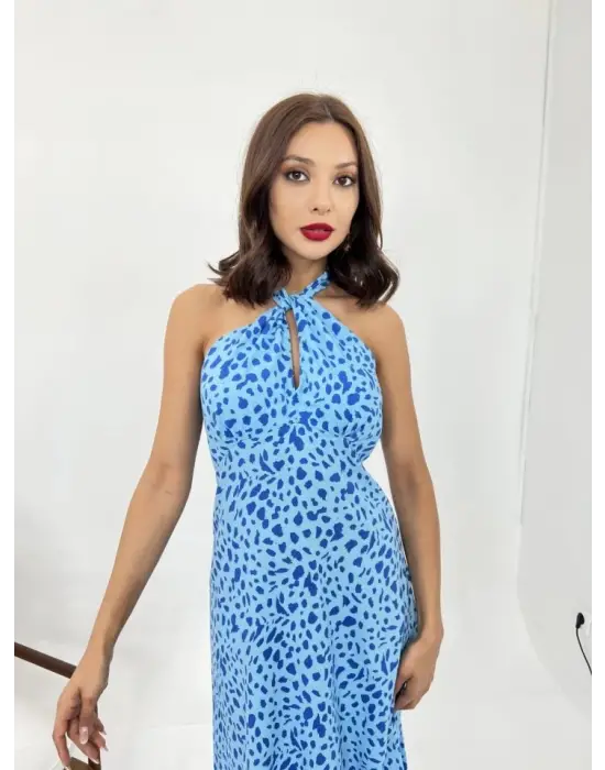 Omarı Siyah Dantel Detaylı Zarif Elbise