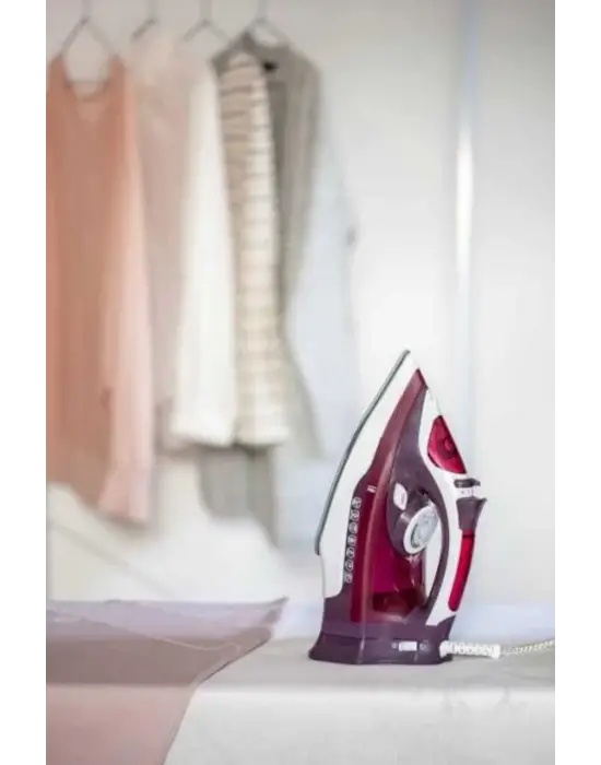 Seramik Tabanlı Kırmızı 2200 Watt Şok Buharlı Ütü