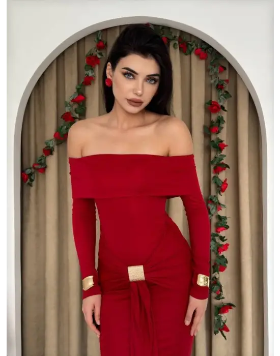 Omarı Siyah Taş Detaylı Straplez Elbise