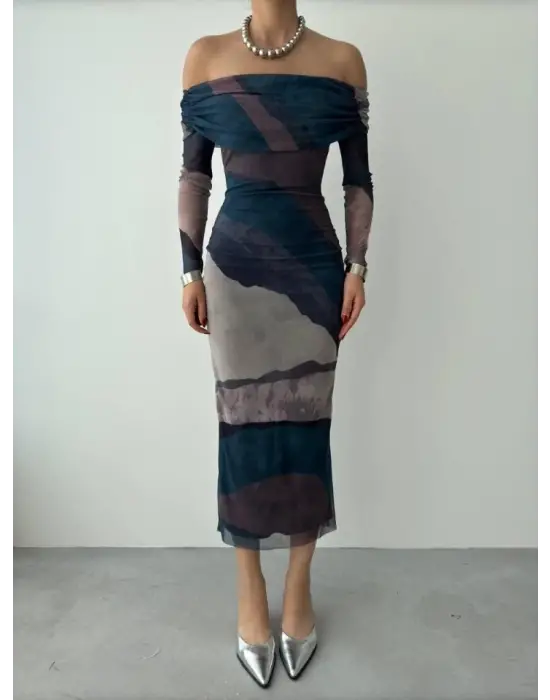 Omarı Şık Madonna Yaka Tül Elbise