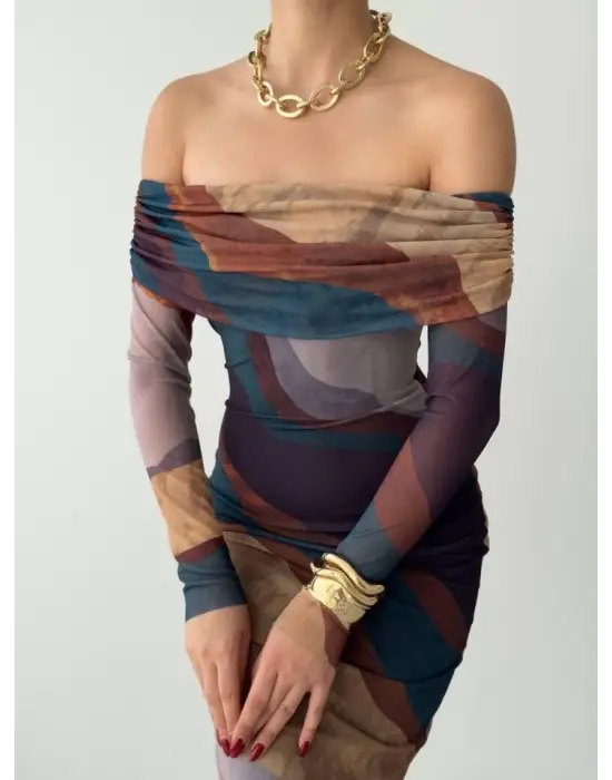 Omarı Zarif Madonna Yaka Tül Elbise