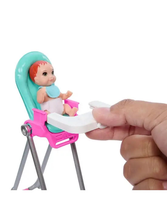 Omarı Yumuşak ve Konforlu Bebek Bakıcısı