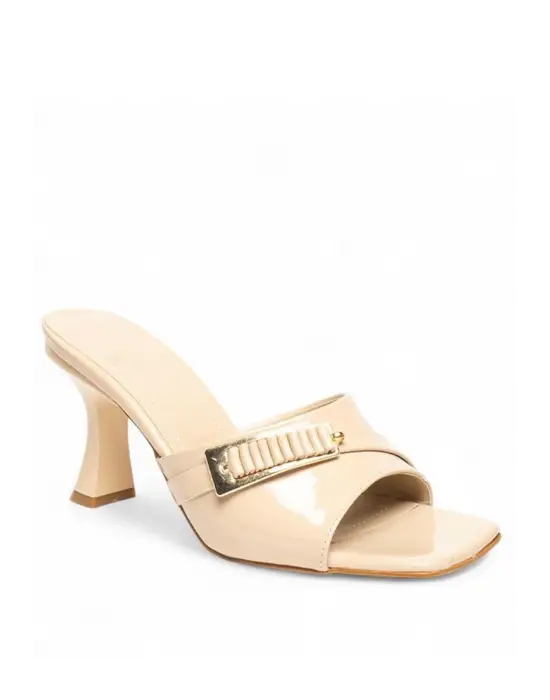 Omarı Rugan Bej Topuklu Terlik Modası