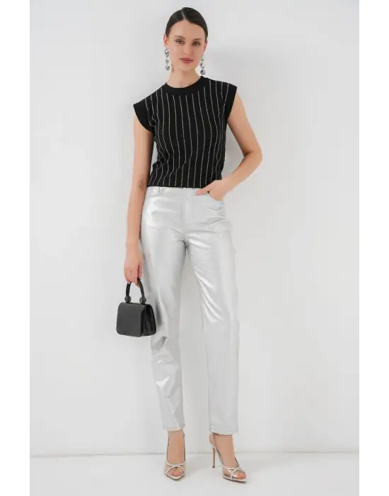 Göz Alıcı Taşlı Bluz - Siyah