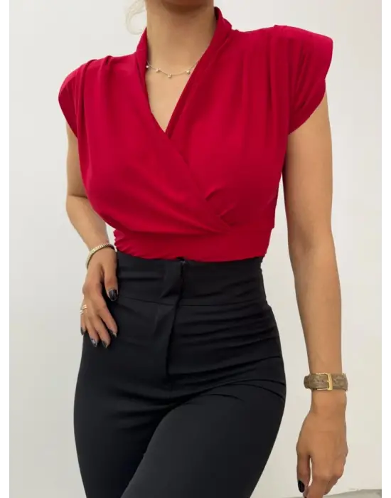 Sıfır Kol Vatkalı Kruvaze Model Sandy Bluz -Bordo