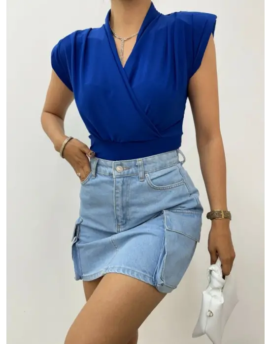 Sıfır Kol Vatkalı Kruvaze Model Sandy Bluz -Saks