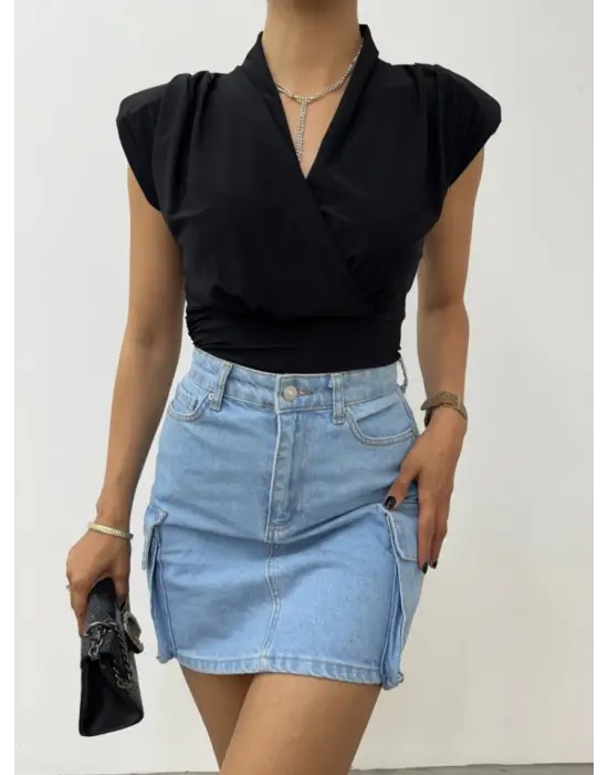 Omarı Şık Vatkalı Kruvaze Model Siyah Bluz