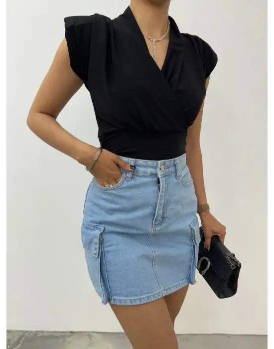 Sıfır Kol Vatkalı Kruvaze Model Sandy Bluz -Siyah