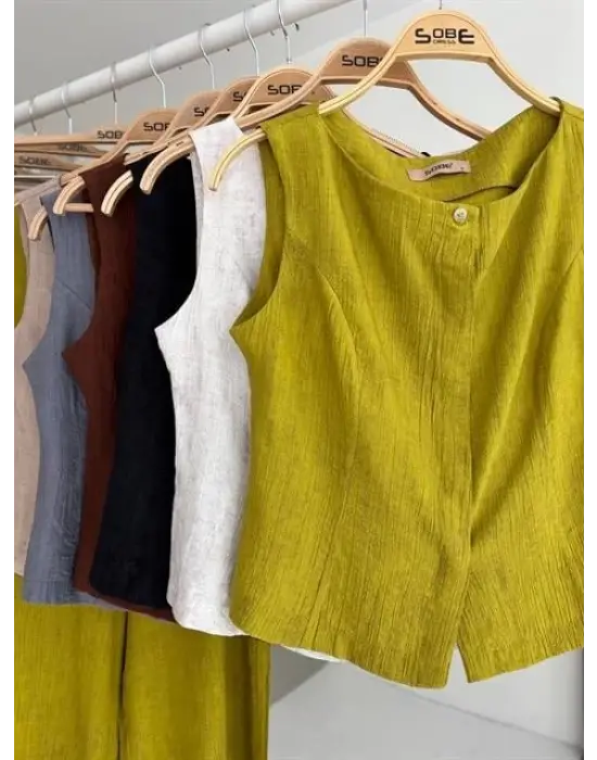 Omarı Sıfır Kollu Batik Desenli Pantolon Takımı