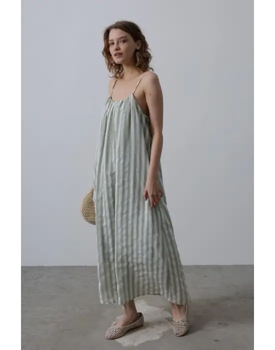 Omarı Trendi Yakala: Çizgi Desenli Askılı Elbise - Haki