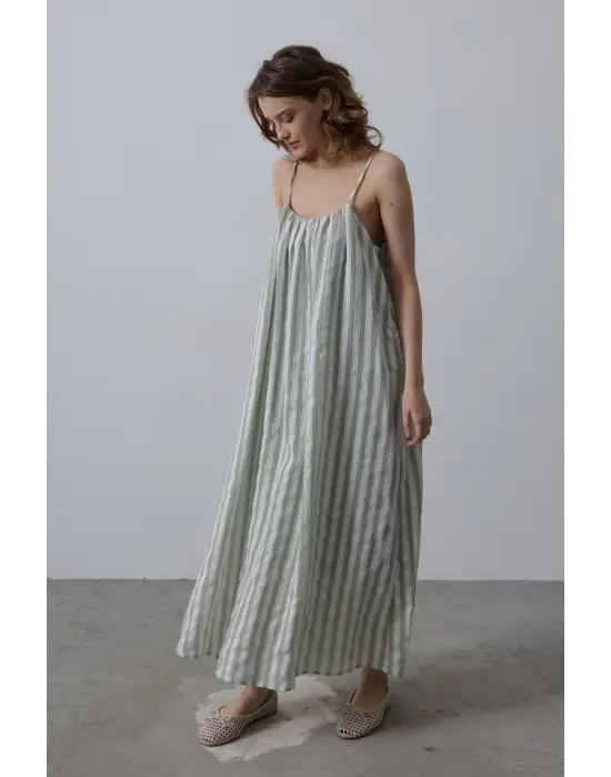 Omarı Trendi Yakala: Çizgi Desenli Askılı Elbise - Haki